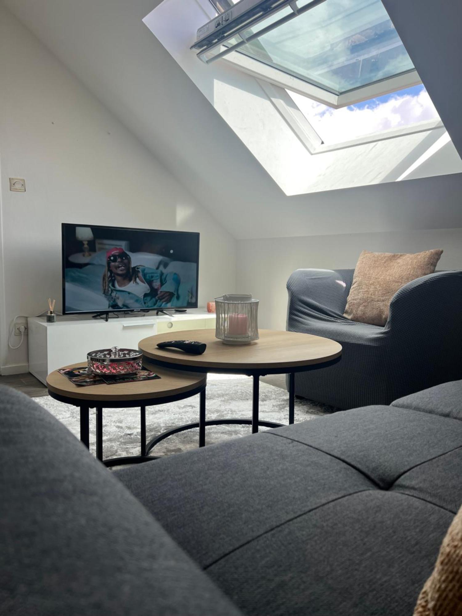 Superbe Appartement Tres Calme Et Confortable Реймс Экстерьер фото